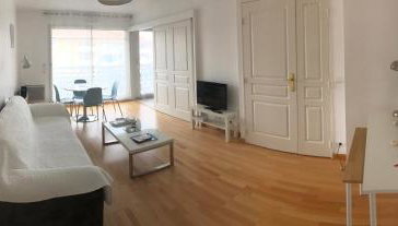 ARCACHON appartement T2 51M2 et parking privatif en sous sol - Foto 1