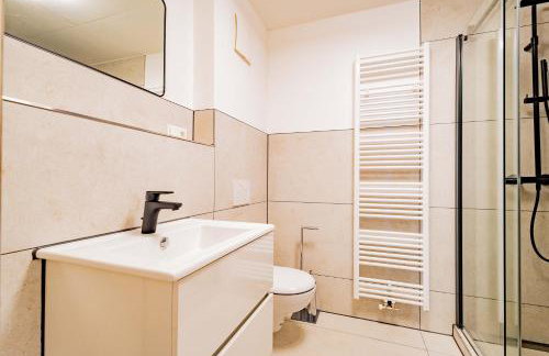 Kim Fewo 4 - Photo 13