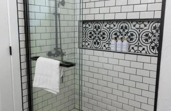 The Good Earth Boathouse - Cedar Creek - Foto 9