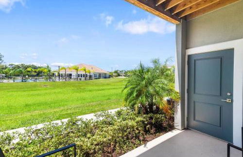 Luxe 1BR/1BA: Dive, Rest, Explore. Book Now! - Foto 12