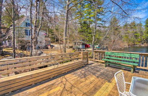 Lakefront Retreat with Kayaks, Grill, Fire Pit! - Foto 26