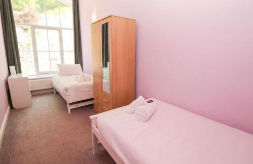 Wye Apartment, Litton Mill - Photo 12