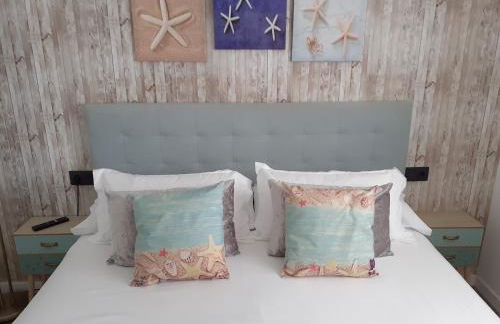 Torre D'Arenas, playa Victoria, piscina y parking - Photo 23