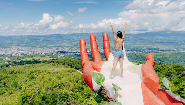 Mano de Dios, no mirante de Taytamaki