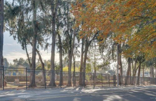 Modern Artist Loft Canvases Coffee and Comfort - Foto 24