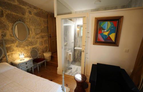 Swimming Pool Bedroom at Casa dos Macieis, Camino Santiago direct access & Optional Agritourism - Foto 45