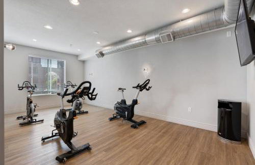 Modern 1BR w Parking, Near Temple Square & Delta Center - Foto 40