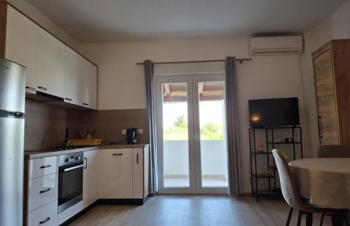 Apartments Donadic III, Caska - Photo 10
