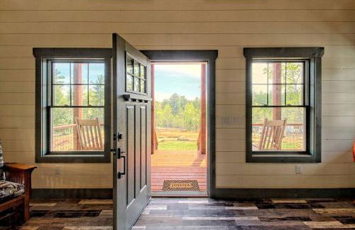 Stunning Cottage Rental Ideal for a Family to Go Glamping in Georgia - Photo 8