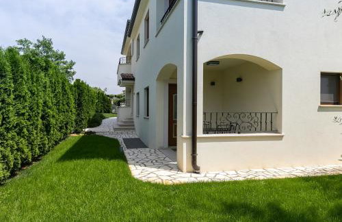 Villa Birikina with Pool - Photo 28