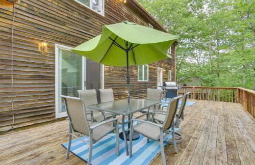 Bushkill Home with Access to Pools and Tennis Courts! - Photo 28