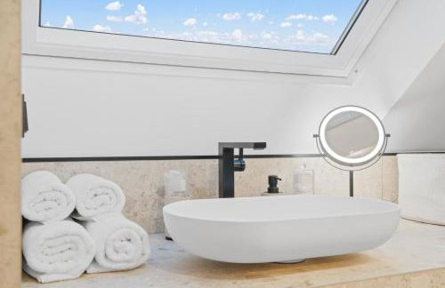 1-2 Personen - Parkplatz - Fahrradgarage - Zentrum - Küche - WLAN - Klima - Foto 16