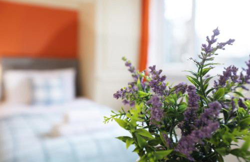 Hollybush Place By N And N Stays Ltd, Perfect for Contractors and Workers, Large Private Driveway for Work vans And Vehicles, Great Location and Fast Wifi - Foto 13