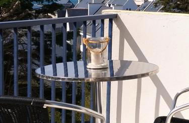 L'Océan à 100m via une venelle privée, la Ville Close à 500m, l'Archipel des Glénan à l'horizon - Photo 5