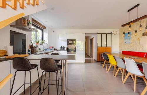 Maison à 10’ à pieds du port de La Rochelle - Foto 9