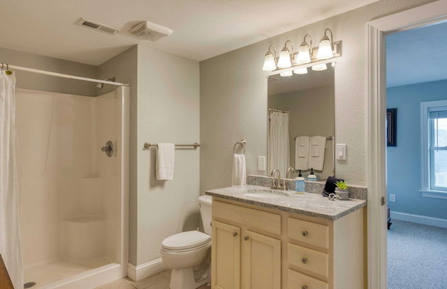 Sleeps 28 Beachfront w/ Pool, Hot Tub, Game Room Atlantic Watch by Avantstay - Foto 47