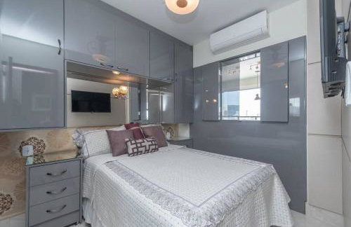 Flat surpreendente 5 pessoas em condomínio moderno 02 suites climatizados - Foto 33