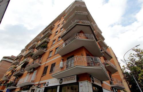 Luxury Wellness SPA Apartment with Jacuzzi & Turkish bath, free parking - Foto 11