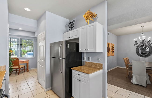 Asiago Vacation Rental at Lely Resort. Newly Furnished 2-Bedroom Condo with Stunning Lake & Golf Views. Spacious Retreat with Private Lanai, Resort Pool, Hot Tub and Gym Access - Photo 14