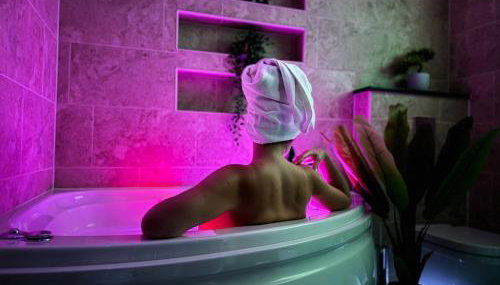 Luxurious 3Bed House with Spa Bath & Garden - Foto 5