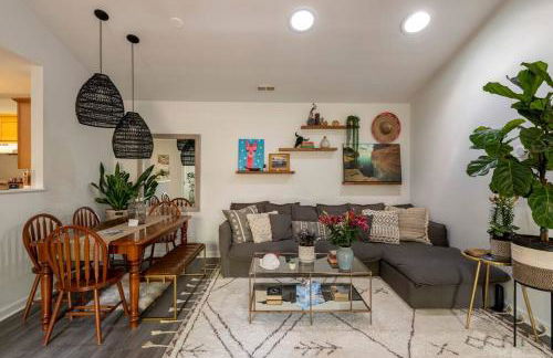 RARE Downtown Matthews walk 2 shops restauraunts hike CLT 2 Bedroom not 3br - Foto 49