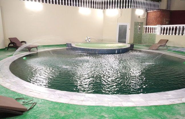 Emirates Hills Lake View Villa - Foto 45