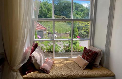 Groves Hall Garden Apartment Whitby - Photo 11