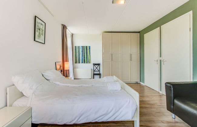 Lovely Holiday Home in Zeewolde With a Swimming Pool - Foto 11