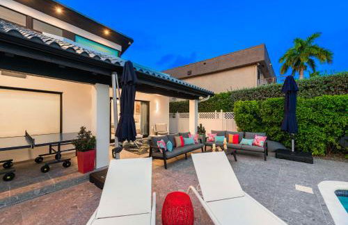 Best Bayfront View Villa with Heated Pool - Foto 15