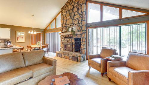 Steps to White River Cabin Retreat with Dock Access - Foto 4