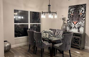 Charming 3bed 2bath Palmetto Pool Home - Photo 10