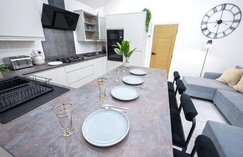 Cozy Charming Bungalow BRAND NEW - Photo 75