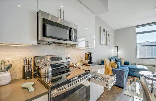 Stylish 1br Unit. Parking. Easy Ride to NYC - Photo 10