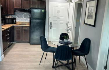 Condo near Disney Springs-Free shuttle to Parks - Foto 3