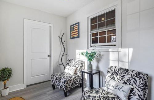 Cozy 4BR Retreat - Private backyard, Gazebo & Grill - Foto 2