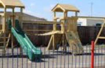 L25 L&g caravan hire 6 berth millfields family only and lead person must be over 30 MAX 4 ADULTS - Foto 33