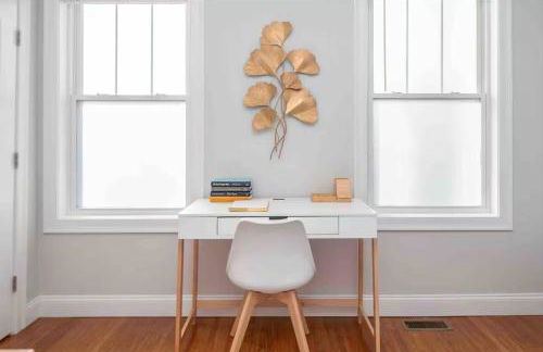 Jennifer's Chic Modern 1st Floor Apt Private Patio - Foto 8