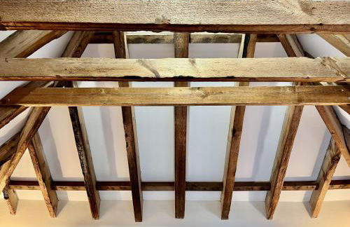 The Old Tractor Shed by inspirestays-com - Foto 32