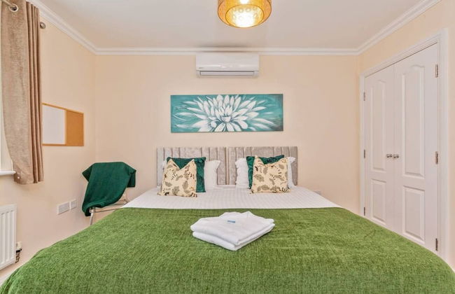 Large 5BR Home in Bedford Ideal for big Groups - Foto 12