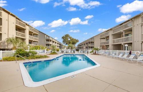 Spacious Modern Condo - 1st Floor - One Block to the Beach - Foto 6