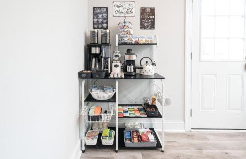 Winston Sleeps 16 - 2 Kitchens - Photo 33