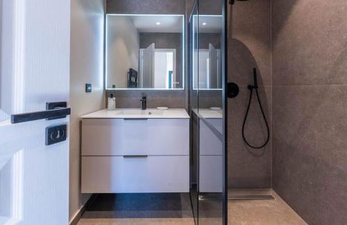 Sublime villa d'architecte, piscine et parking - Photo 37