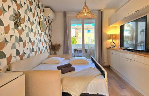 Les Lavandes - à 5min de la mer à pieds , avec balcon et parking - BY AURAconciergerie - Foto 11