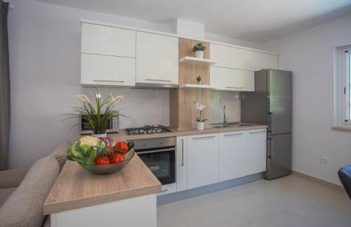 Villa Kris with Pool in Mrgani - Foto 9