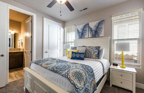 Paradise Village 113 Water Park and Kids Cove, Ping Pong, XBOX 360, Games, Beautiful Mountain Views, and More - Foto 19