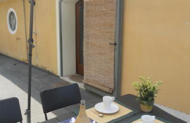 Klimt's Mill overlooking Port - Foto 11