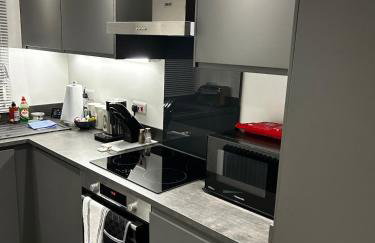 Stunning apartment with parking near Barnsley town centre sleeps 4 - Foto 8