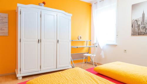 Art City-Studios Kassel 4 und 8, groß, modern, citynah, je 3 Schlafzimmer, kostenfreie Parkplätze, Süd-Balkons, ruhig, Herkulesblick - Foto 3, wardrobe