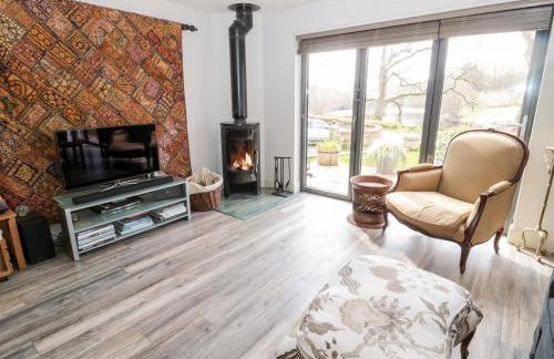 Romsey Lodge - Photo 3