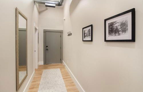 Golden Lofts Unit 4 Downtown Traverse City 2BD 2BA - Foto 15